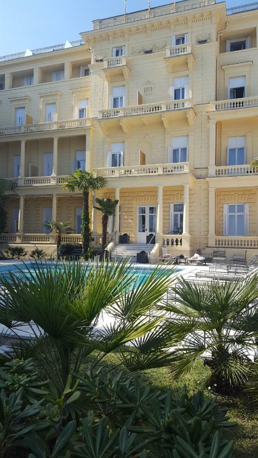 Apartment Greenhouse Opatija Exterior foto